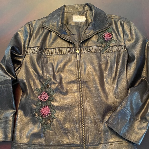 Vintage Black & Embroidered Jacket - Picture 1 of 5